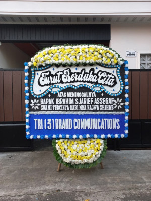 Papan Bunga Duka di Rejonegoro